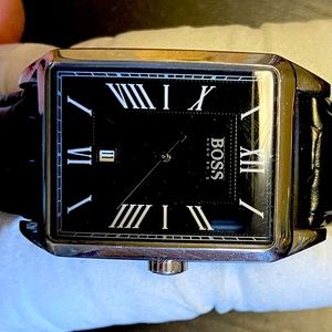 Hugo Boss Mens watch with leather strap